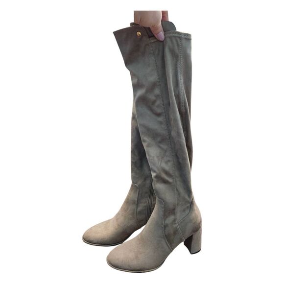 Liz Claiborne Gray Faux Suede Knee High Boots Womens size 7.5 New no Tags - Picture 3 of 10